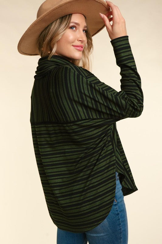 TURTLE NECK LONG SLEEVE STRIPE RIB KNIT TOP